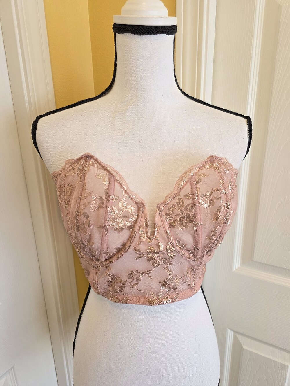 VICTORIA'S SECRET DREAM ANGELS BUSTIER TOP, SIZE 36DD